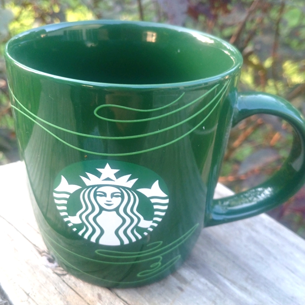 Starbucks 2020 Siren Swirl Logo Green White Coffee Cup Mug 12oz